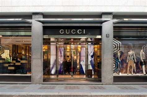 outlet milao gucci|gucci milano monte napoleone.